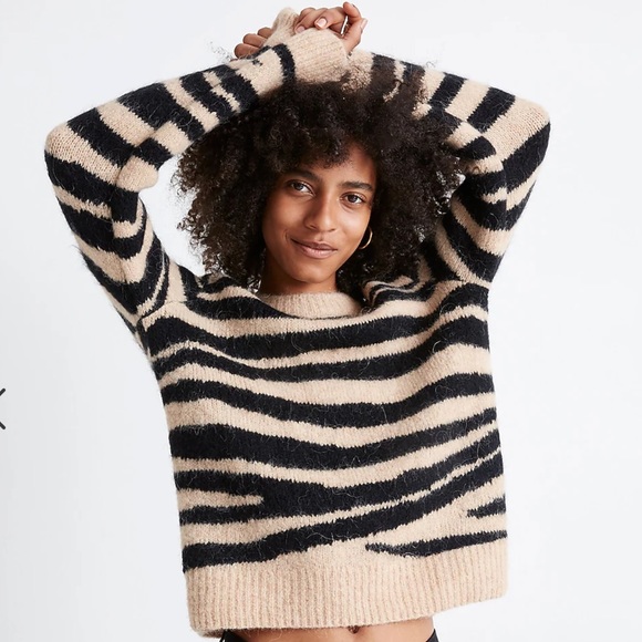 Madewell Pullover Sweater in Tiger Stripe - Picture 2 of 10